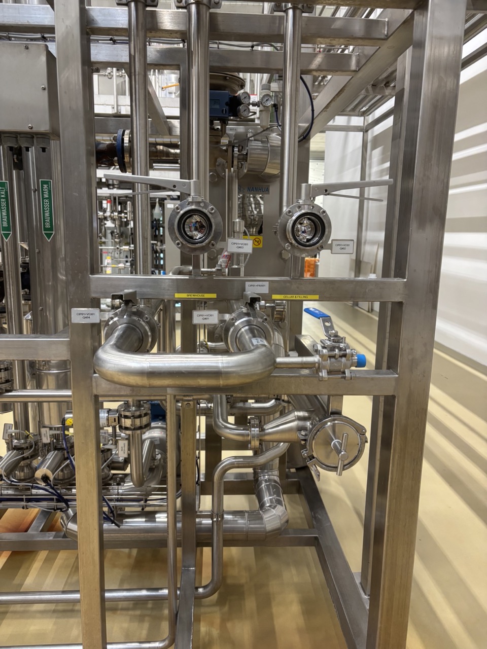 CIP unit panel — swing bend in horizontal position for up-concentration